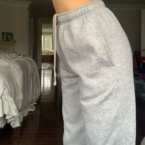 grey sweatpants